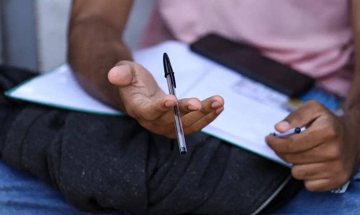 Fies 2026 disponibiliza 75,5 mil vagas para estudantes