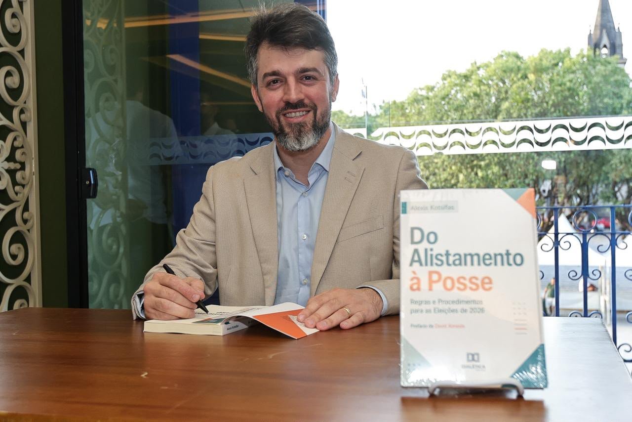 Livro de Alexis Kotsifas amplia debate sobre educação política nas eleições