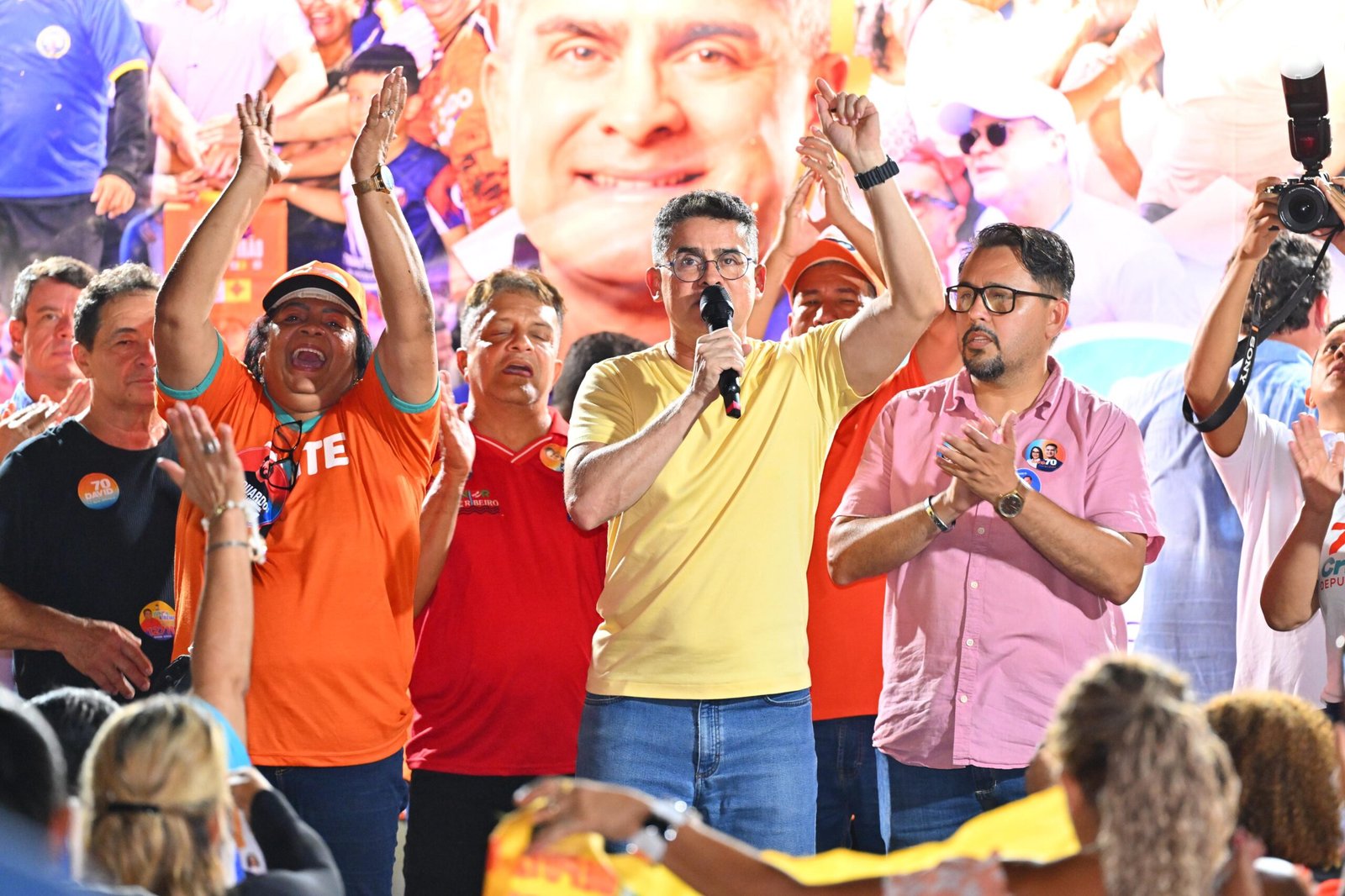 No Mauazinho, David Almeida reforça plano para mobilidade, indústria e trabalho