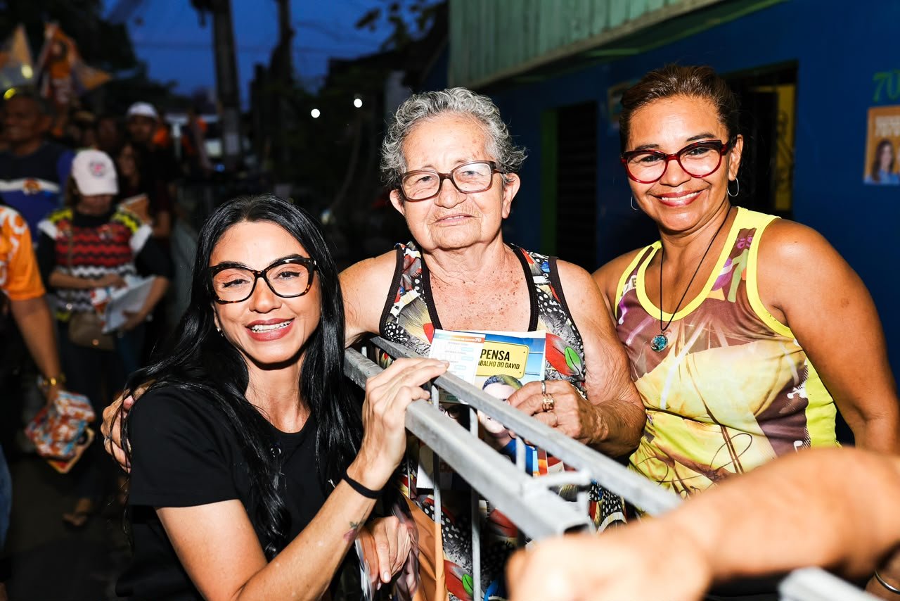 Shádia encerra dia de agendas falando sobre saúde em Manaus